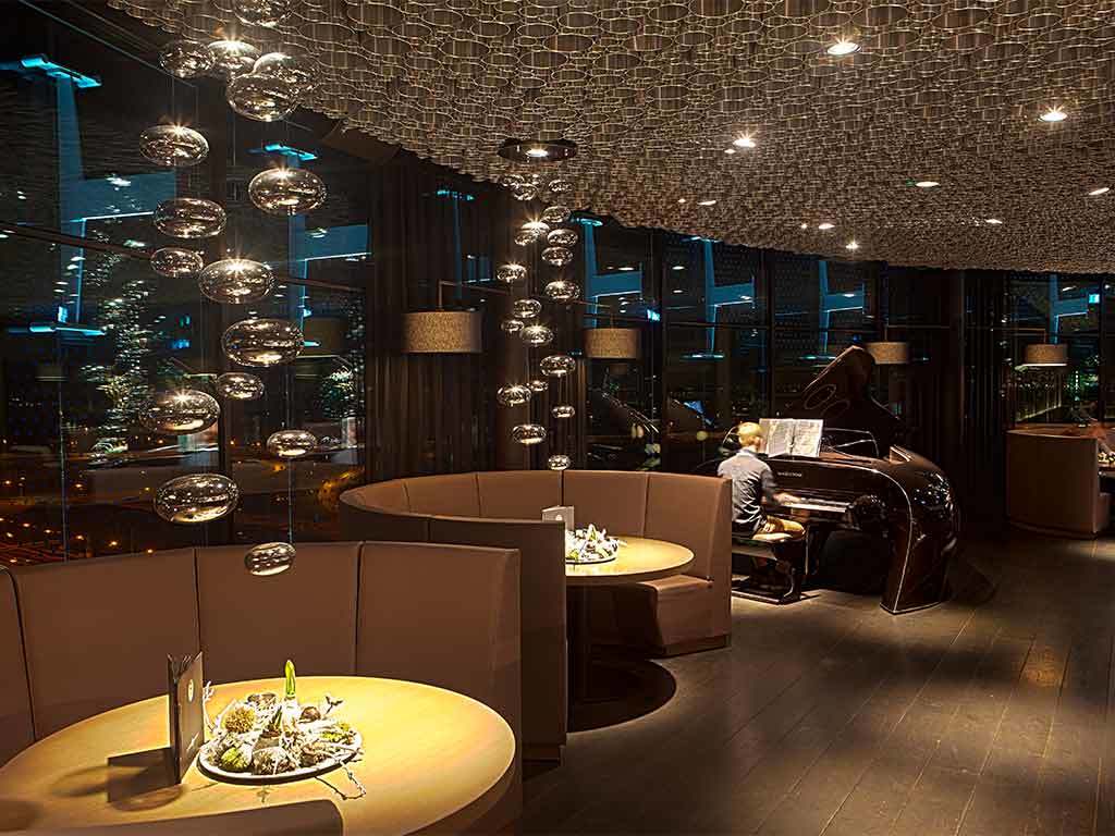 SKY Bar&Lounge Pi in Amsterdam Fletcher Hotel Amsterdam